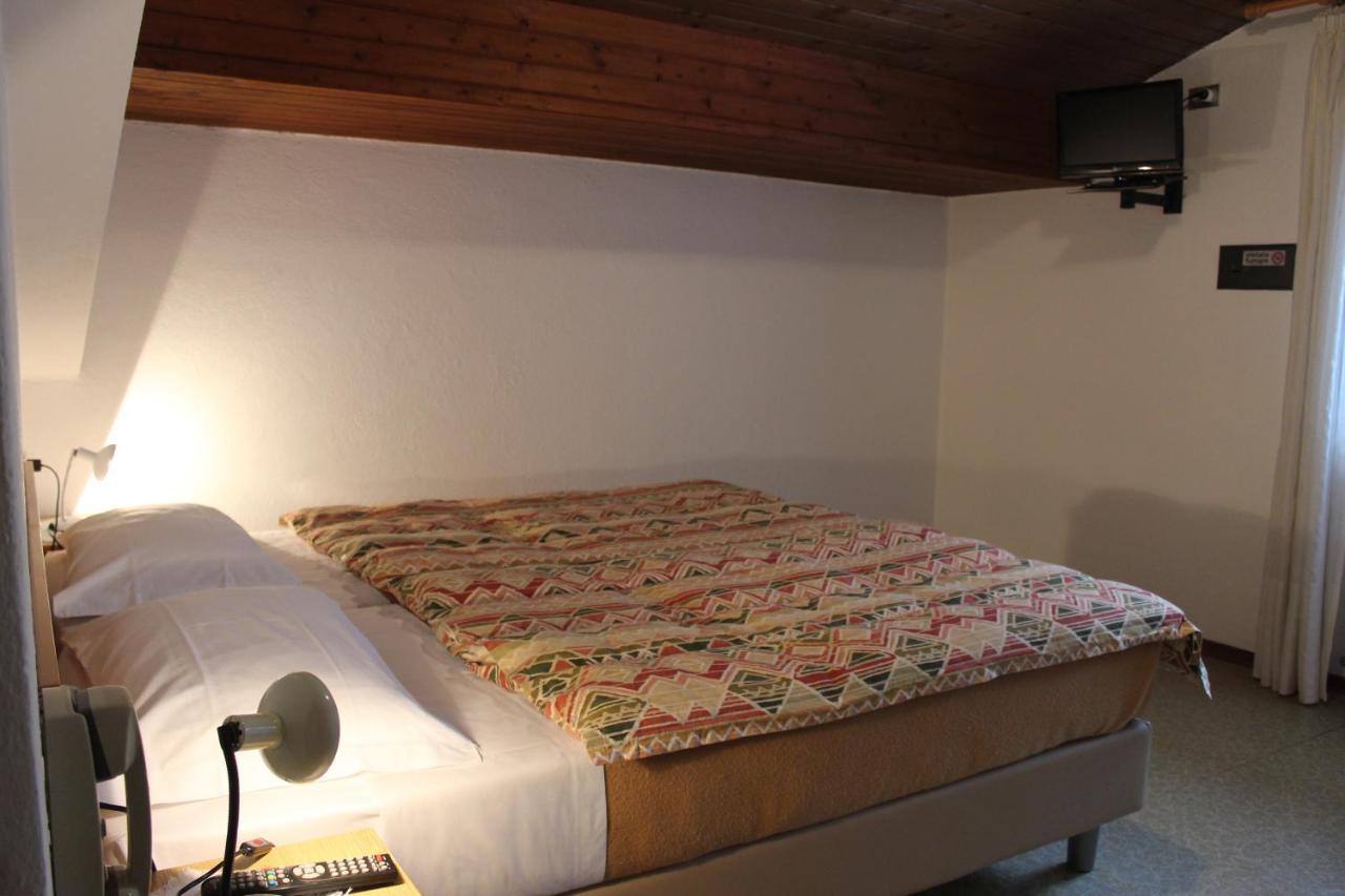 Garni Hirsch Hotel Canazei Exterior photo